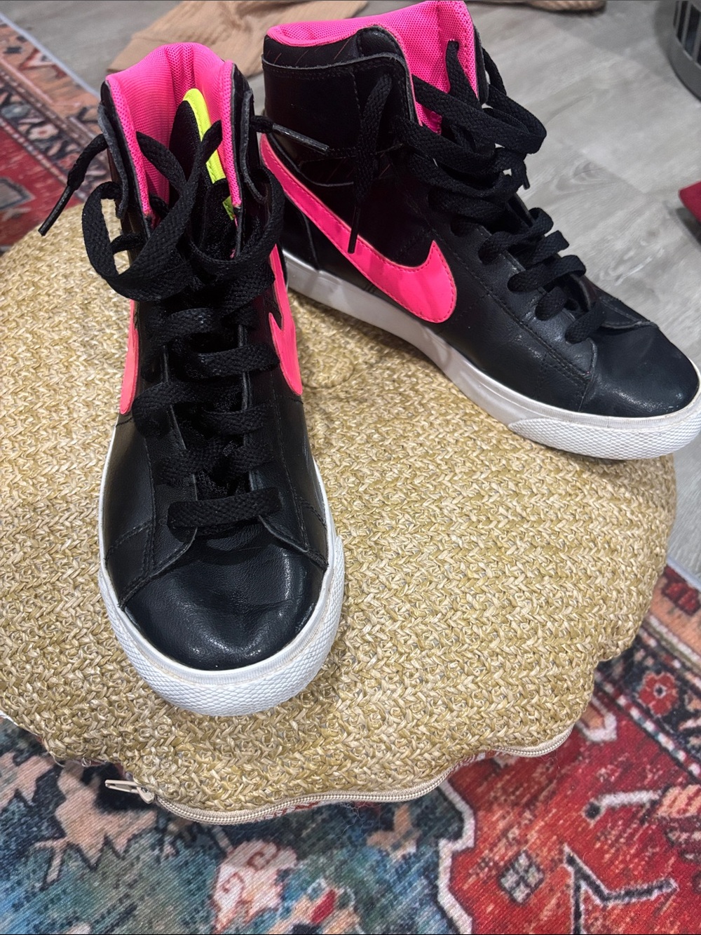 Nike Women’s  High-Top Sneakers - Black with Hot Pink Swoosh